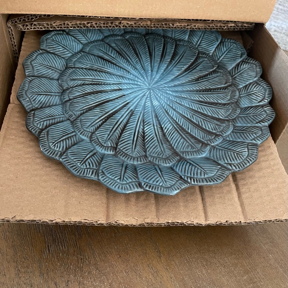 John Derian for Target 4 piece 9” Stoneware Feather Salad Plates (Set of 4) - Picture 8 of 8